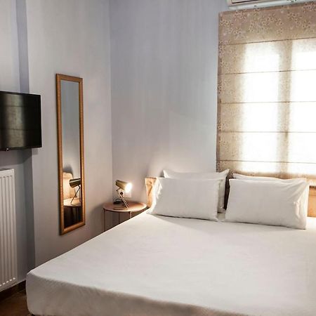 Pagrati Hilton Location Bentzi Family Suite 5 Aten Exteriör bild